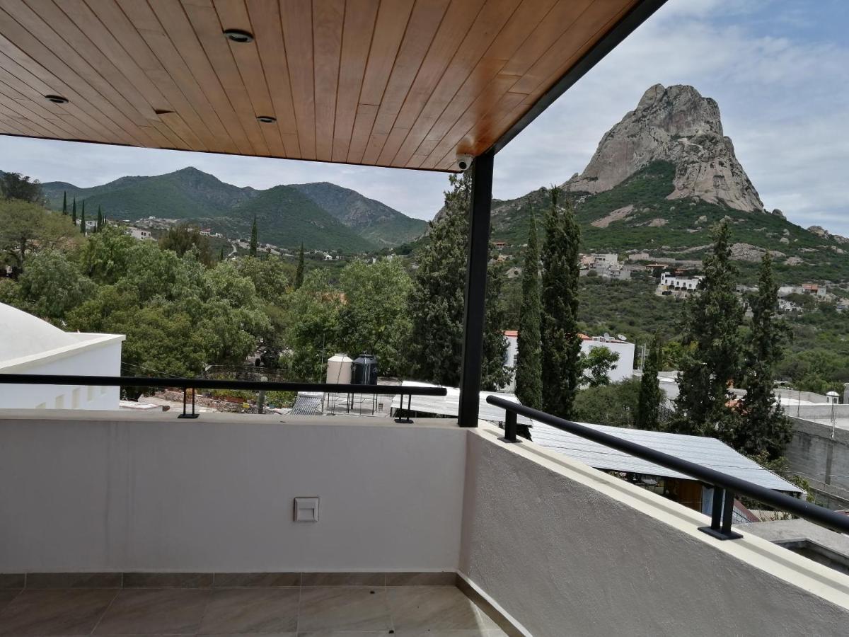 Hotel La Cuesta Toscana Bernal Bagian luar foto